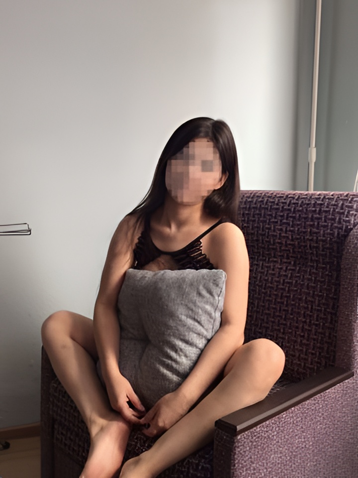 Лера привлекальеная девушка из Лабытнанги цена от 2500 руб