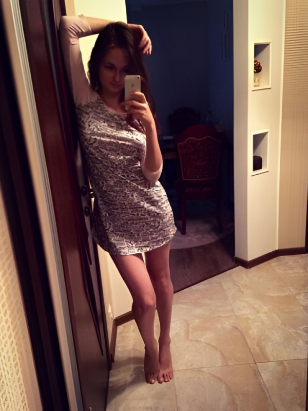 Эвелина привлекательная девушка из Лабытнанги цена от 3000 руб