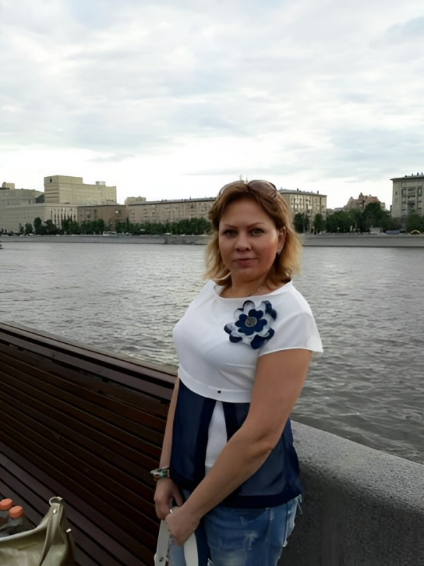 Виктория привлекательная девушка из Лабытнанги цена от 5000 руб