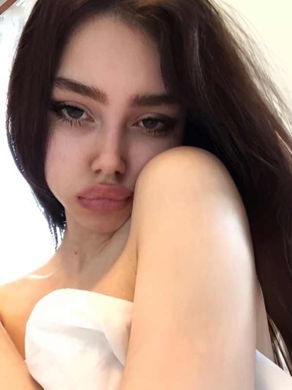 Владислава привлекательная девушка из Лабытнанги цена от 10000 руб